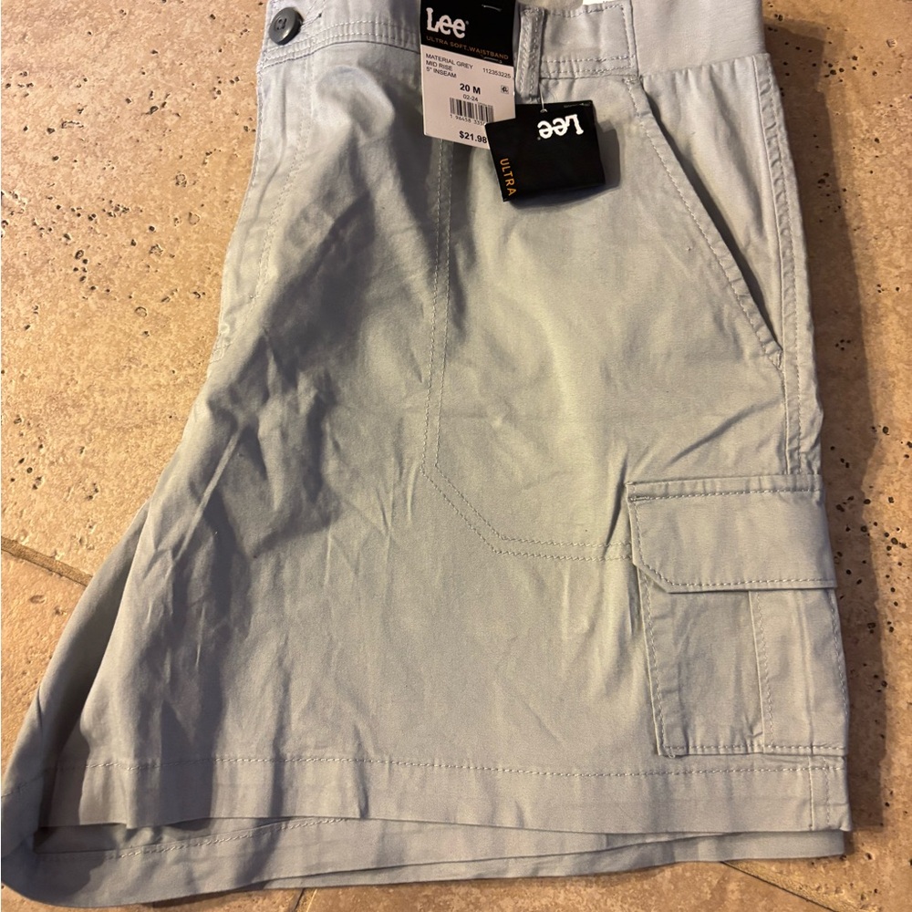 Lee Men's Cargo Shorts in Light Gray